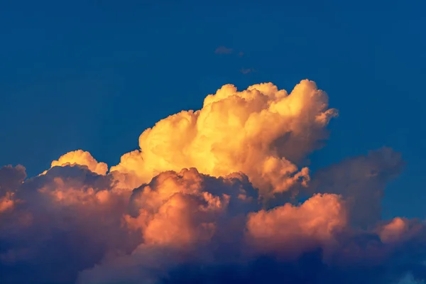 Photography Beautiful Storm Clouds Cumulus Clouds Cumulonimbus Sunset Full Frame — стоковое фото