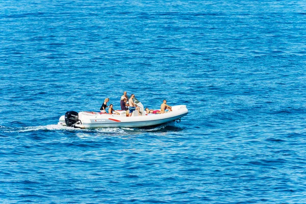 Spezia Italy July 2022 Motorized Dinghy Group Adults People Board — Stock Photo, Image