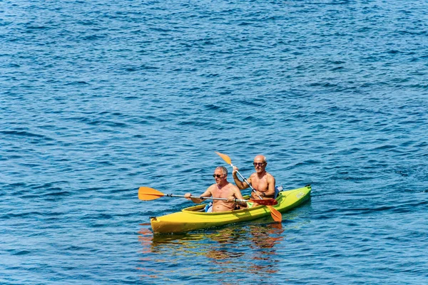 Gulf Spezia Italy July 2022 Two Mature Adult Men Paddle — стокове фото