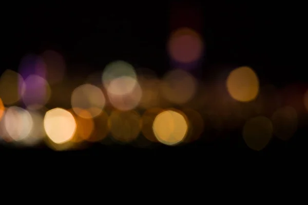Siyah ve sarı Bokeh soyut ışık arkaplanı. Sanatsal biçim - Tasarımınız için odaklanmış kentsel soyut doku arkaplanı