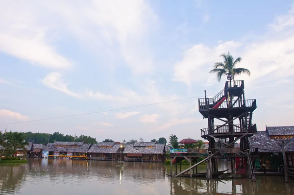 Hung player station in the floating market — Stock Photo, Image