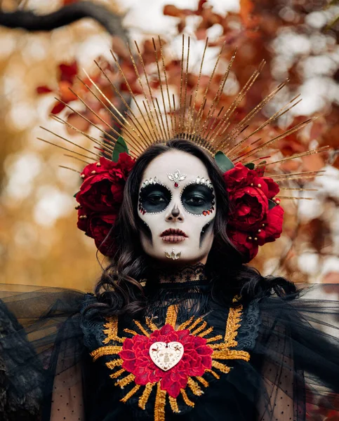 Portrait Young Woman Sugar Skull Makeup Red Roses Dressed Black — Stock Photo, Image