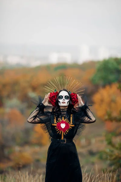 Young Woman Sugar Skull Makeup Red Roses Dressed Black Costume — Stock Photo, Image