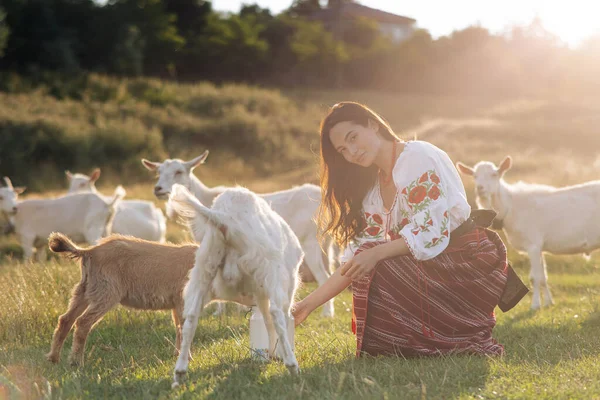 Young Ukrainian Woman Waters Goats Water Can Traditional National Embroidered — 스톡 사진