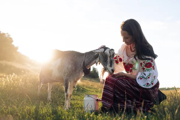 Young Ukrainian Woman Waters Goat Water Can Traditional National Embroidered — Photo