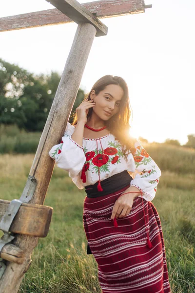 Young Ukrainian Woman Stands Traditional National Embroidered Shirt Skirt Wooden — Photo