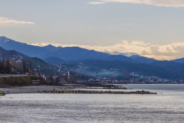 Türkiye 'nin Rize kenti yakınlarındaki Karadeniz bölgesinde küçük bir kasaba