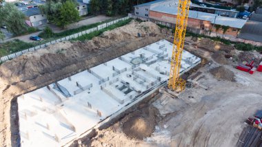 Büyük bir konut kompleksi inşa etmek