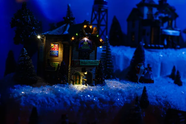 Kiev, UCRÂNIA - 26 de janeiro de 2020 Winter Country vdnh exposição decorada para feriados de ano novo e Natal, decoração de fábrica de sonho — Fotografia de Stock