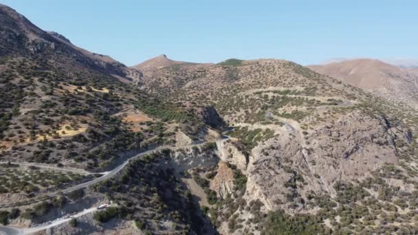 Natura Aerea Paesaggio Greco con Mare o Oceano Bay e Spiaggia di sabbia vuota. Bella vacanza e destinazione turistica a Creta, Grecia. — Video Stock