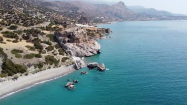 Güneşli bir günde güzel bir Yunan deniz manzarası. Güney Girit 'in Yeri