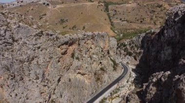 Harika bir dağ manzarası. Yunanistan, Girit