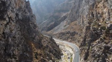 Harika bir dağ manzarası. Yunanistan, Girit