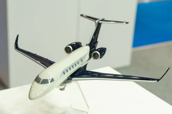 Militärflugzeugmodell, Spielzeugflugzeug — Stockfoto