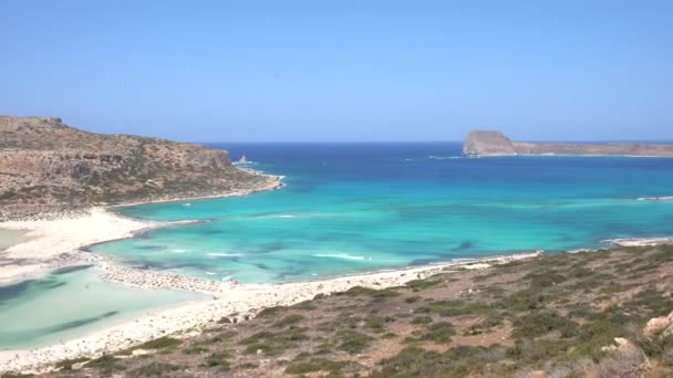 Голубая лагуна в Баллосе, Крит, Греция — стоковое видео