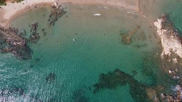 La playa con mar en el sur de Creta, Grecia — Vídeos de Stock