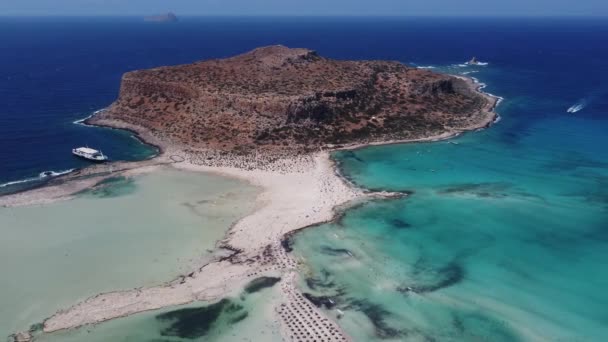 Blauwe lagune in Ballos, Kreta, Griekenland — Stockvideo