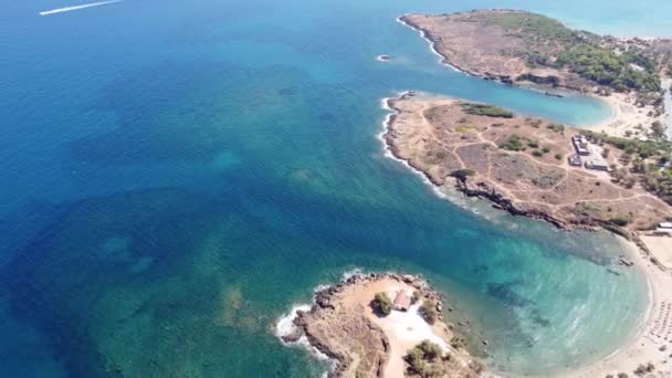 Aereo drone video di spiaggia nell'isola di Creta, Grecia. — Video Stock