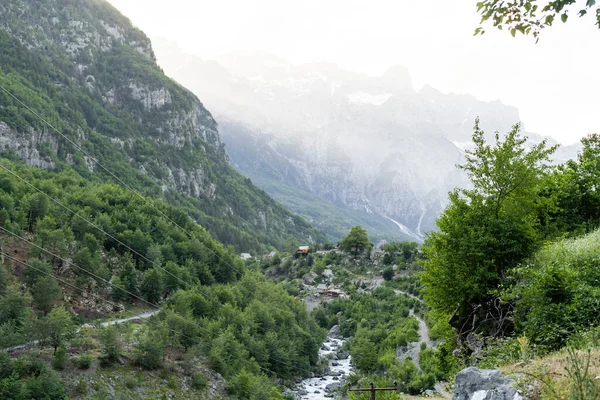アルバニアのテティ国立公園 — ストック写真