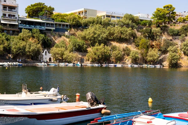 希腊克里特岛Agios Nikolaos船坞. — 图库照片