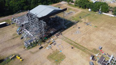 Açık hava sahnesi çelik yapı ayarı