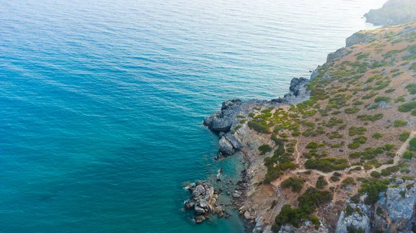 Bela paisagem marinha grega no dia ensolarado. Lugar de Creta — Fotografia de Stock