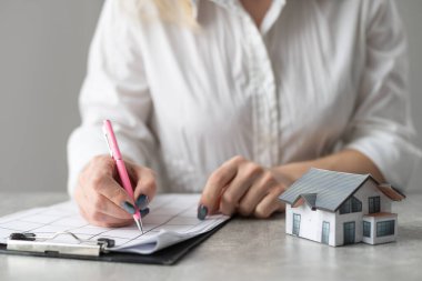 Gayrimenkul denetimi ve değerlendirmesi. Özellik Sigortası