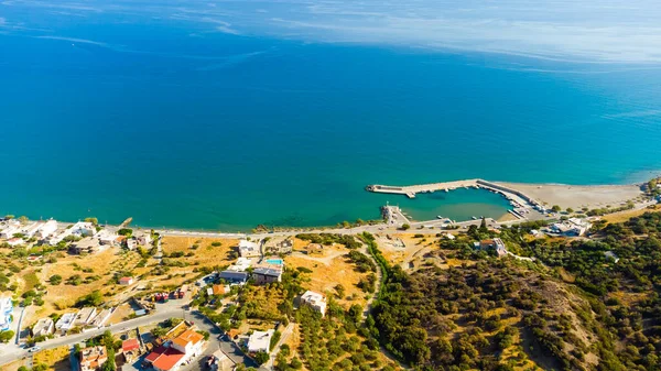 Baai op zonnige zomerdag, Kreta, Griekenland — Stockfoto