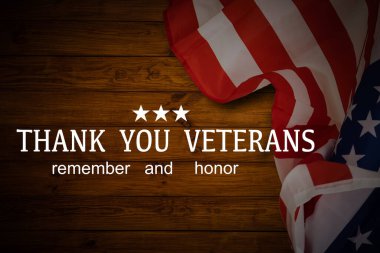 Gaziler Günü. Hizmet eden herkesi onurlandırmak. Çimento arka planında Amerikan bayrağı