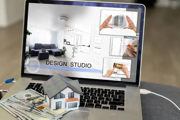 Grafik tasarımcısı logo tasarımı çiziyor. Yeni marka konsepti. Fikirle profesyonel yaratıcı uğraş.