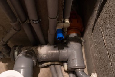 Elektrik odasındaki şalter. Elektrik arkaplanı