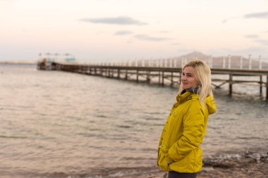 Red Sea'deki/daki harap iskele. Tiran Adası'nda zemin.