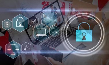 Ağ güvenlik sistemi geliştiriliyor. İnternet veri güvenliği kavramı. dizüstü.