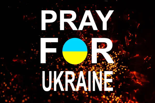Módlcie się za Ukrainę, flaga Ukraina z ogniem, — Zdjęcie stockowe
