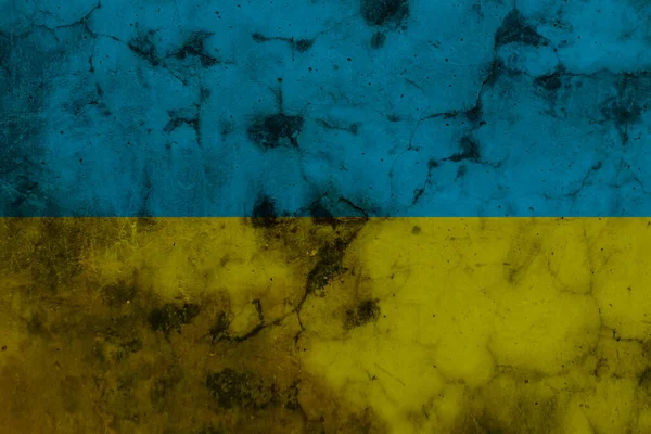 Bandera de Ucrania en la vieja pared grunge en el fondo —  Fotos de Stock