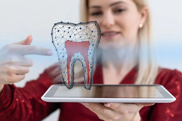 ネオンホログラム歯の画像。医学の概念、新しい技術、口腔ケア、歯科矯正、コピースペース — ストック写真
