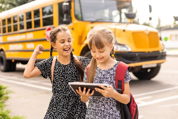 kız öğrenci ilkokul öğrencisi