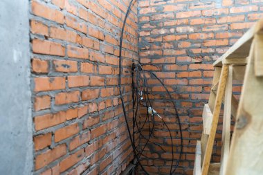 iç inşaat alanı ve elektrik tesisatı