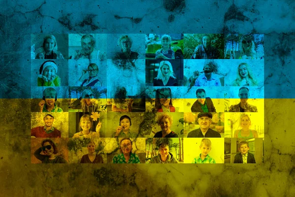 Collage de muchas personas en el fondo de la bandera de Ucrania — Foto de Stock