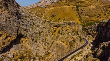 Harika bir dağ manzarası. Yunanistan, Girit