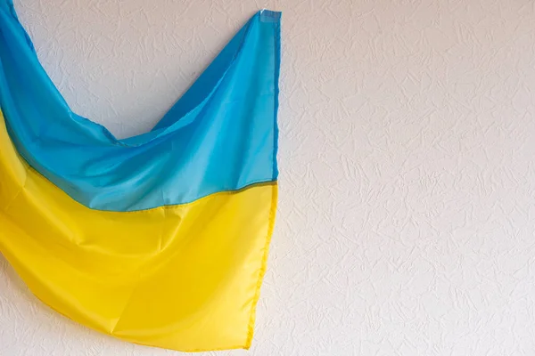 Bandeira nacional da Ucrânia tecido fundo têxtil — Fotografia de Stock