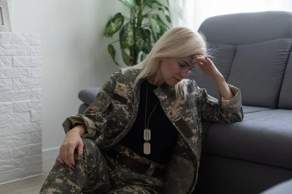 Female US Army Soldier, military woman.