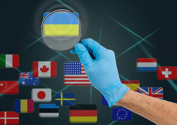Mano empujando en una interfaz de pantalla táctil, eligiendo Ucrania. banderas del mundo — Foto de Stock