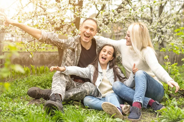 Ordu üzerinde ev aile karşılama kocasını terk.