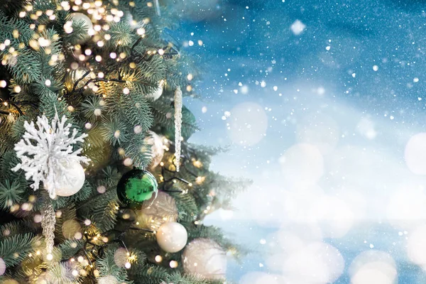 Arbre Noël Magiquement Décoré Avec Des Boules Des Rubans Des — Photo