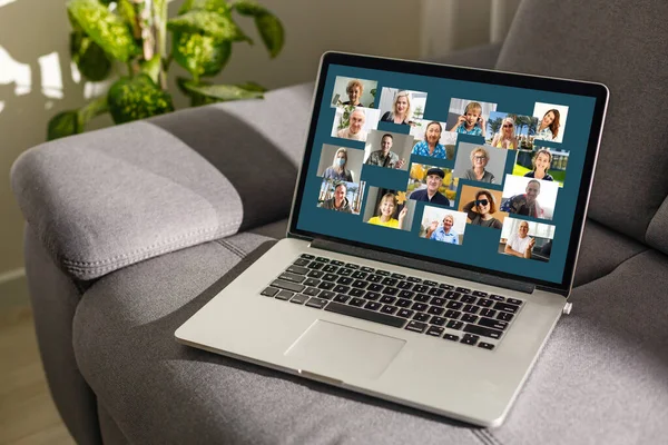 Munka Otthonról Online Group Videokonferencia Laptopon — Stock Fotó