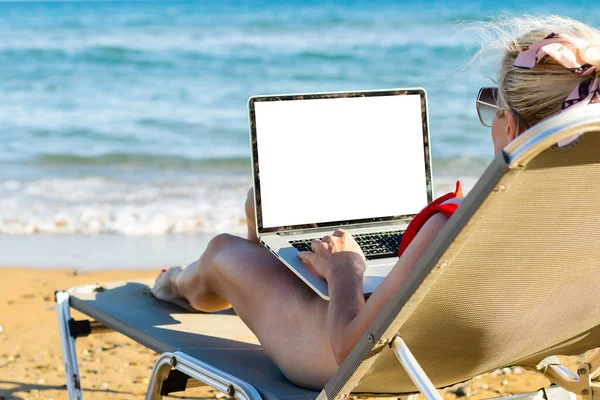 Woman Watching Video Course Distance Learning Studying Online Teacher Webcam — Stock Photo, Image