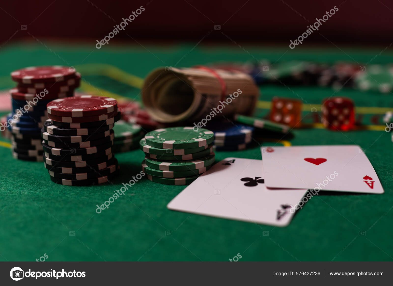 Black Jack Casino Tisch Mit Karten Und Chips – Stockfoto