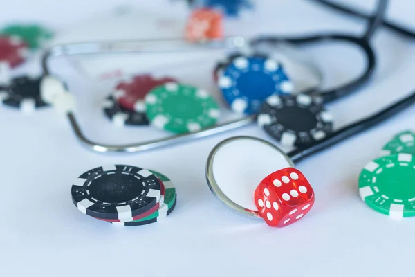 Stetoskop Pokerovým Žetonem Hazardní Hry — Stock fotografie