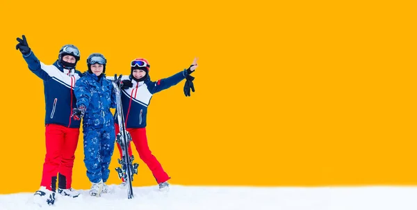 Smiling Ski Friends Skiing Alps Resort — 스톡 사진